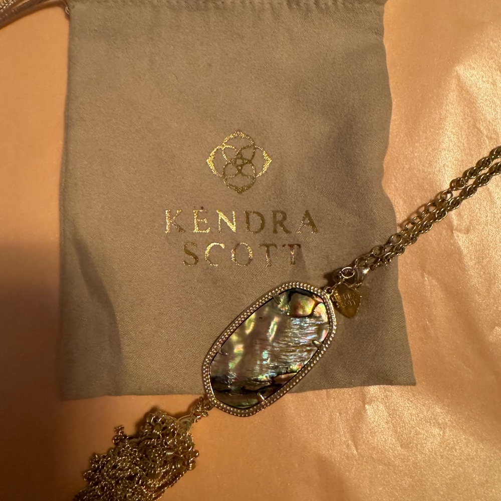 Kendra Scott Raine necklace